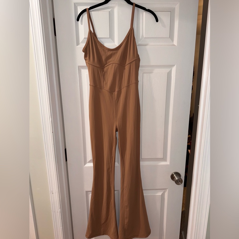 JoyLab Tan athletic flare Jumpsuit Versatile Flowy Design